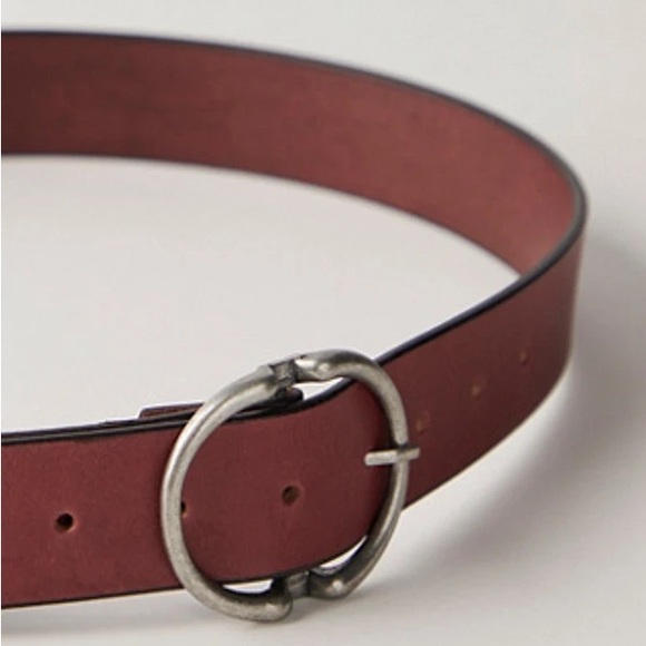Banana Republic Accessories - Banana Republic Brown Leather Belt with Circular Buckle